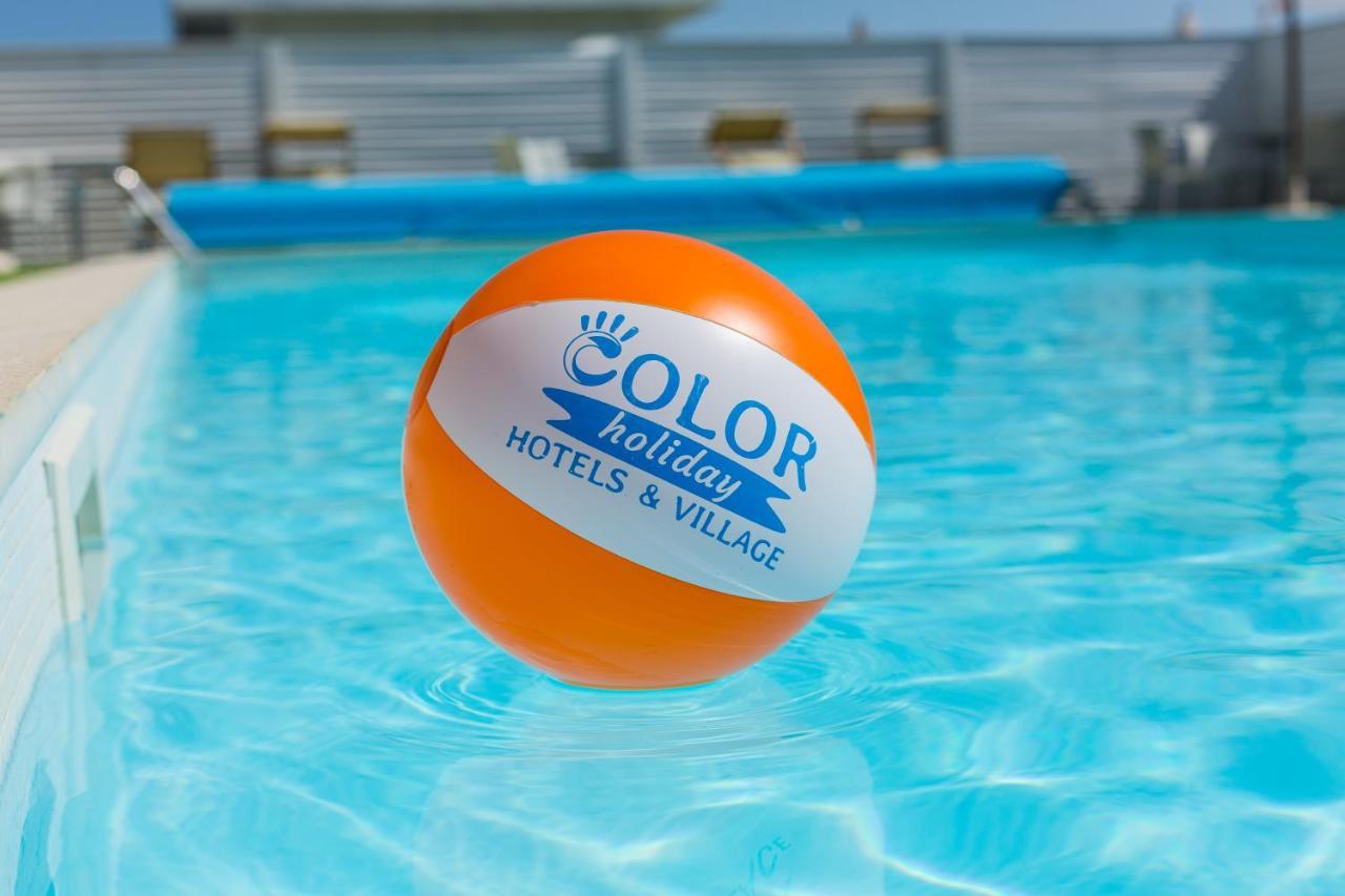 Color Miami Beach Family Hotel Milano Marittima Exterior foto
