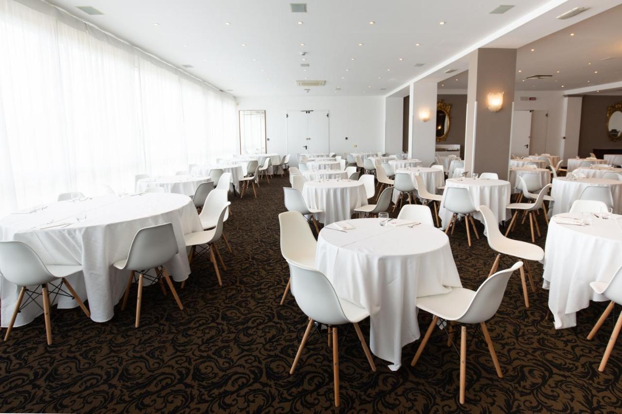 Color Miami Beach Family Hotel Milano Marittima Exterior foto